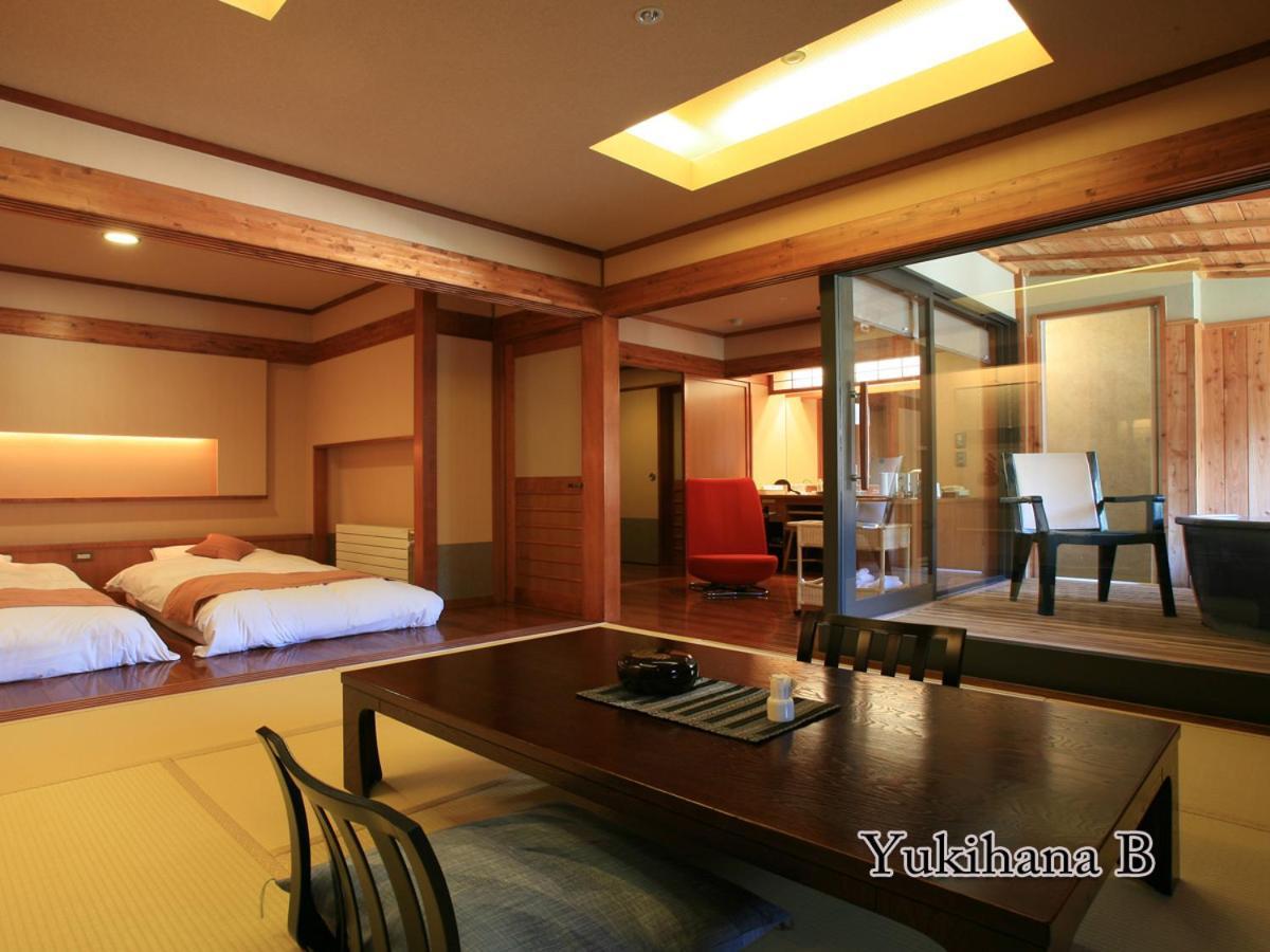 Hotel Taisetsu Onsen&Canyon Resort Kamikawa  Exterior photo